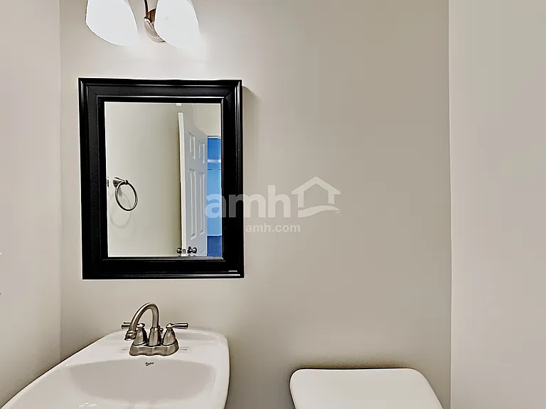 5209 Sunsail Dr — Photo 9