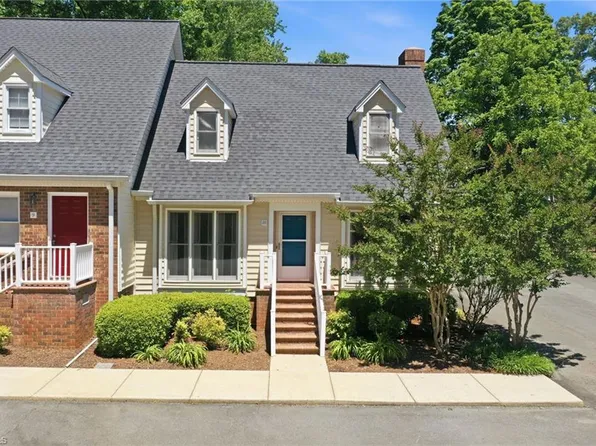1121 Sherwood Dr APT 10, Burlington, NC 27215