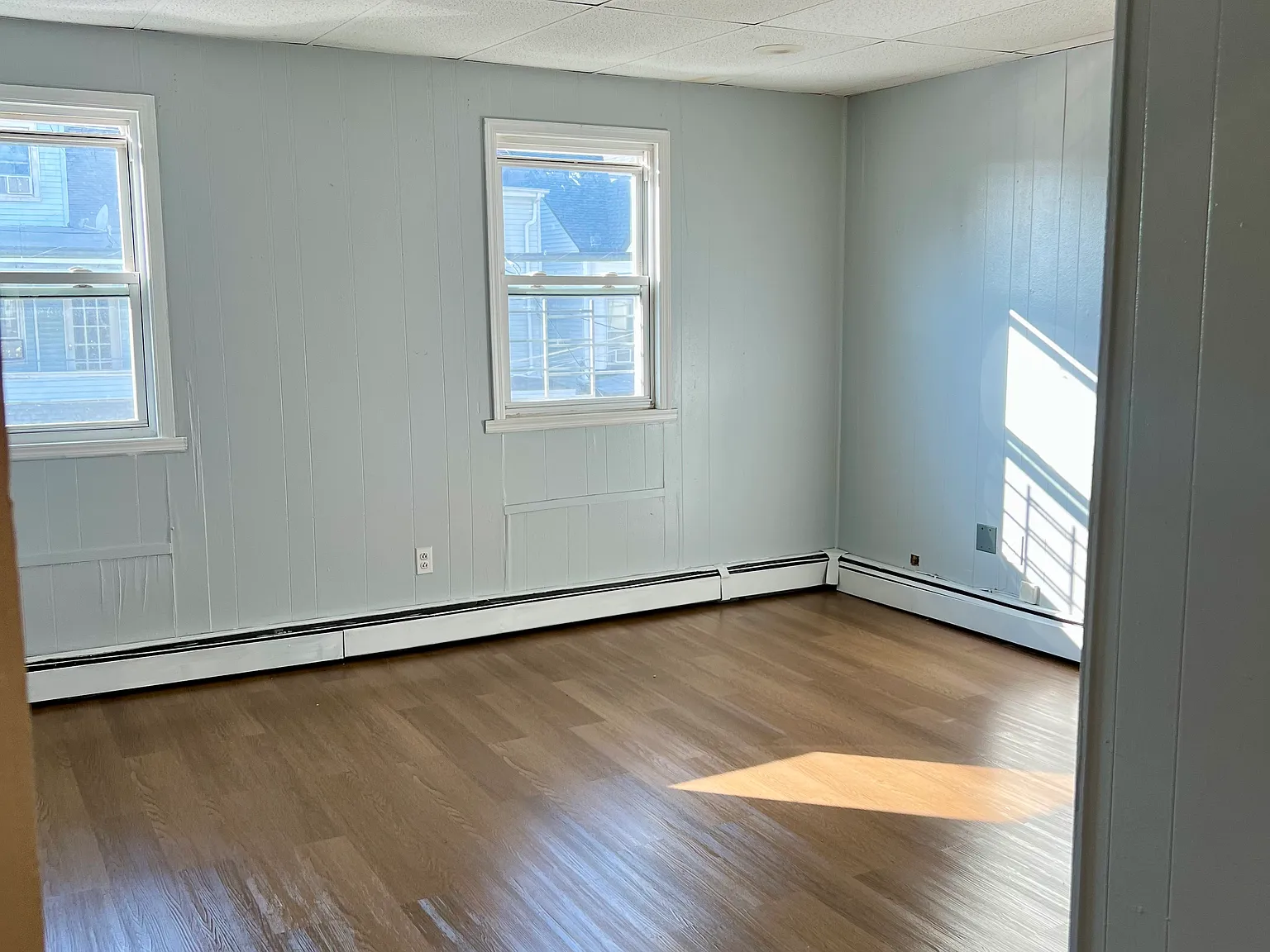 2 bed, 500 sqft, $2,200 — Photo 3