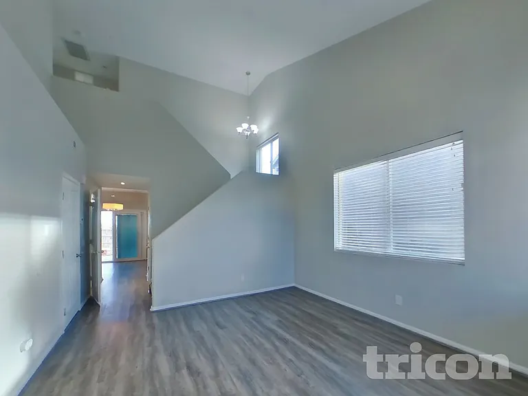 7727 Barn Owl Dr — Photo 4