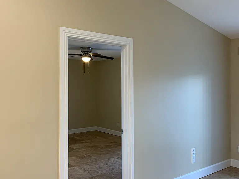 928 NW Spruce Ridge Dr — Photo 16