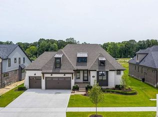 52769 Royal Park Ave, Shelby Township, MI 48315