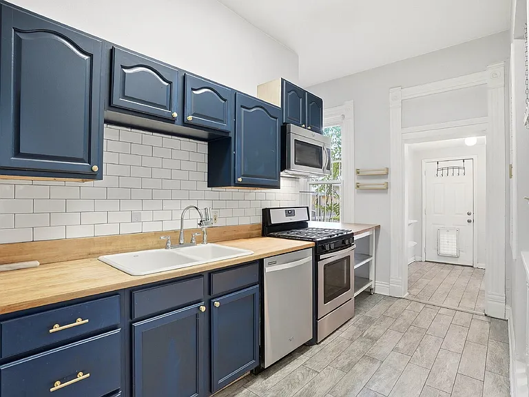 3131 California St — Photo 14