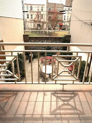 Rented by CIMINO CONO | media 22