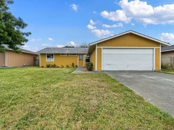 140 E Essex St, Crescent City, CA 95531