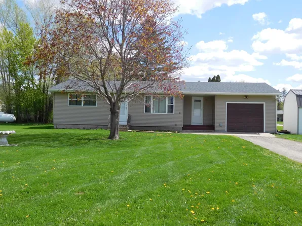 402 5th St E, Herman, MN 56248