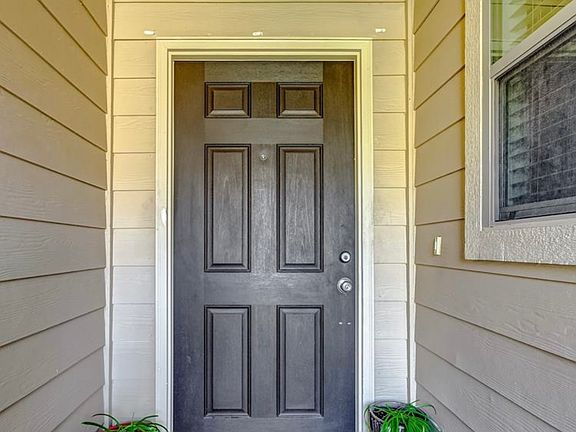 3rd image of 12107 Martin Creek Ln