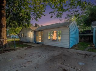 960 33rd St SW, Wyoming, MI 49509