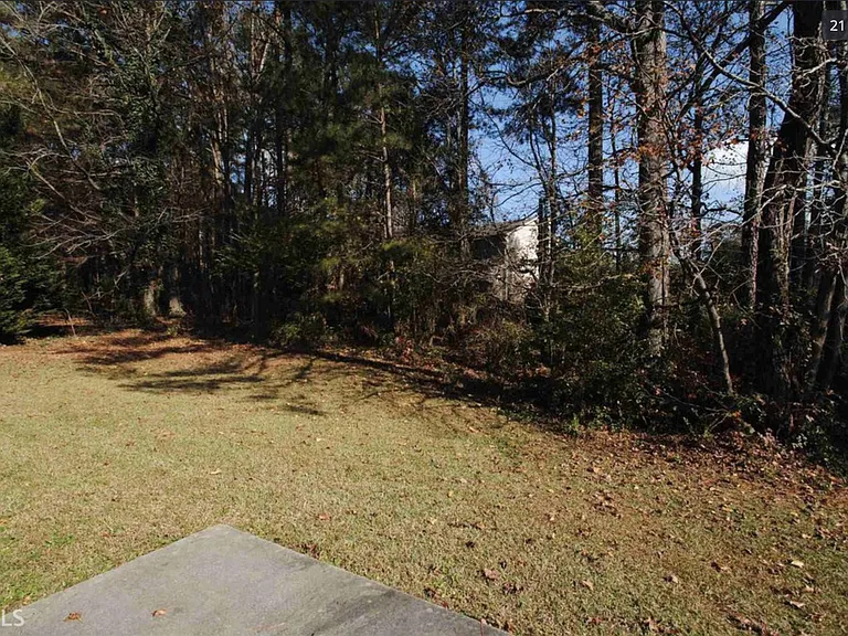 2386 Rosedale Rd — Photo 17