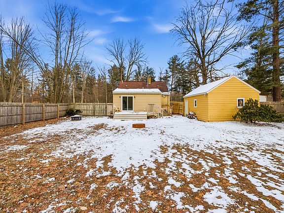 2nd image of 1891 S Mill Iron Rd