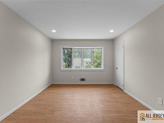 3rd image of 103 1st Ave #2