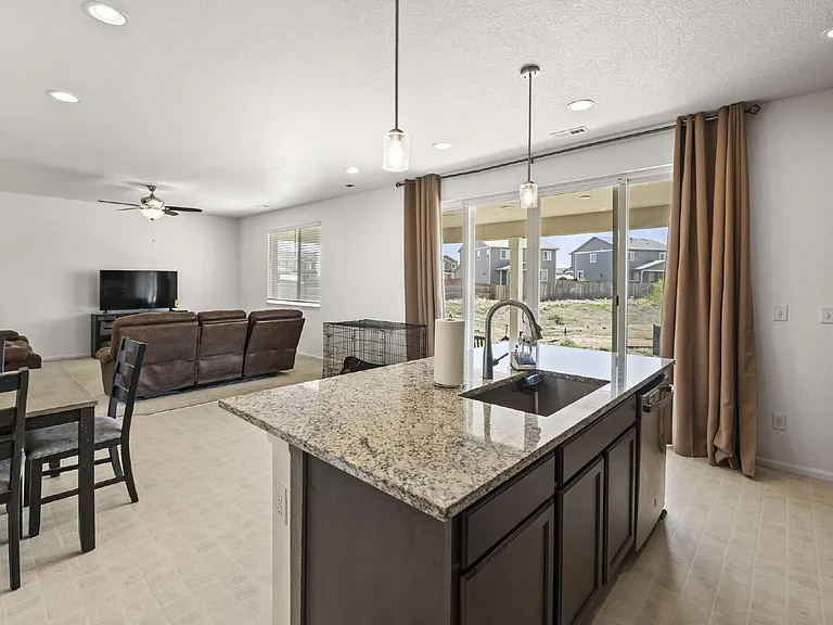 3315 Bella Luna Dr — Photo 13