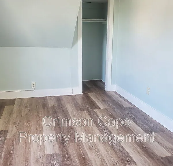 108 Grove St #2 — Photo 12