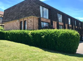 1988 Green Bay Rd APT 5, Highland Park, IL 60035