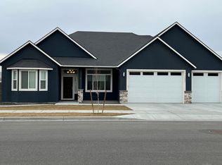 5621 W 31st Ave, Kennewick, WA 99338