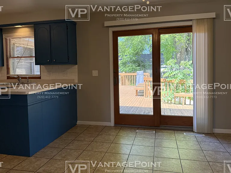 306 Nancy St — Photo 6