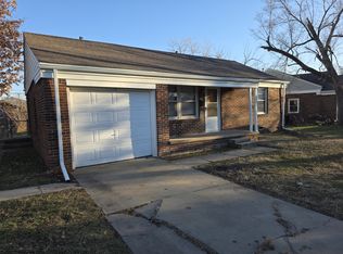 802 S Royal Rd, Wichita, KS 67207