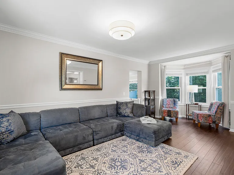 315 Maple Ave — Photo 15