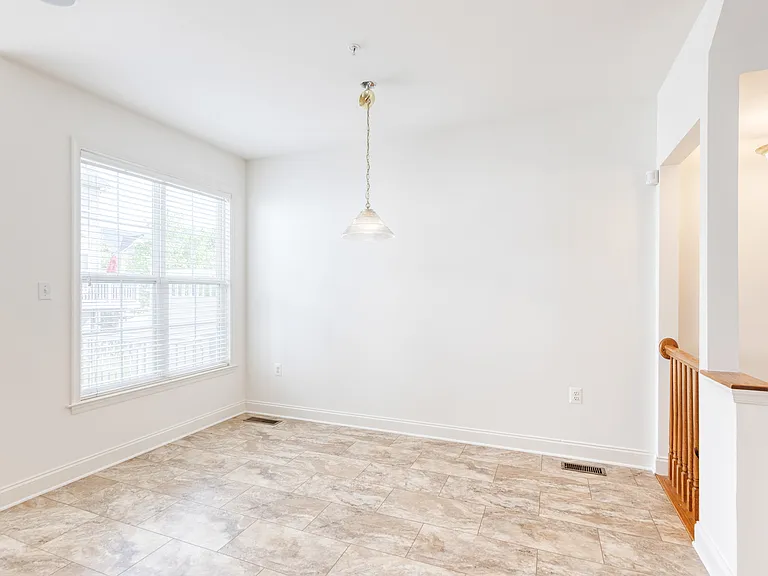 4322 Vintage Ivy Ln — Photo 14