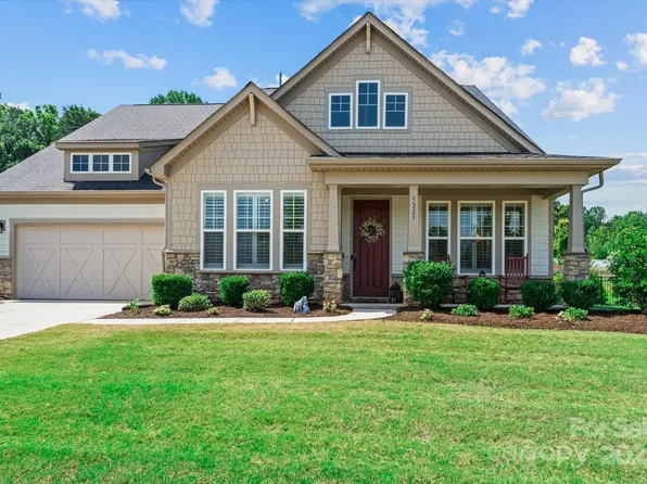 5225 Butternut Dr, Charlotte, NC 28215