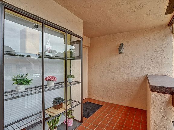 5th image of 2233 SW 15th Street #220