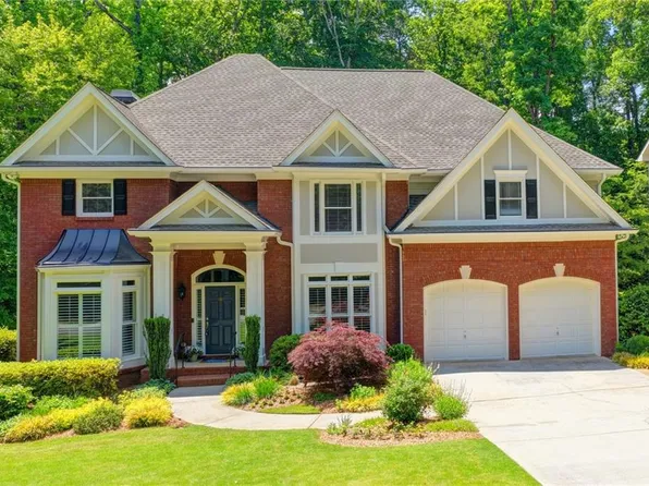 6032 Thunder Woods Trl, Buford, GA 30518