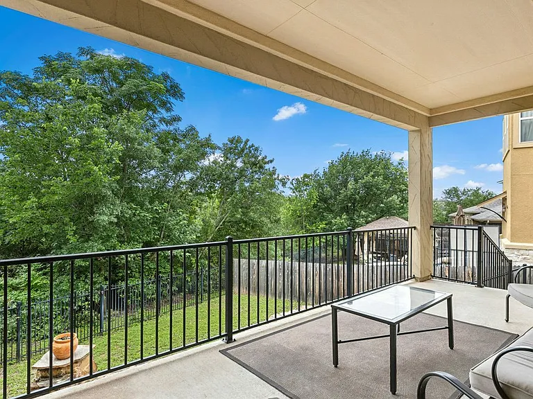 13001 Medina River Way — Photo 32
