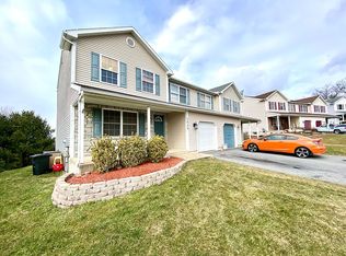 1032 Alexander Dr, Temple, PA