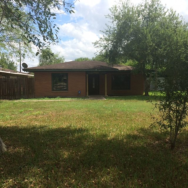 1st image of 906 E Taylor