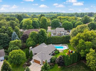 10 Vienna Cir, Madison, WI 53718