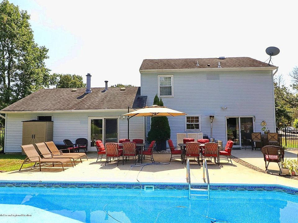 1st image of 91 Rolling Hills Ct
