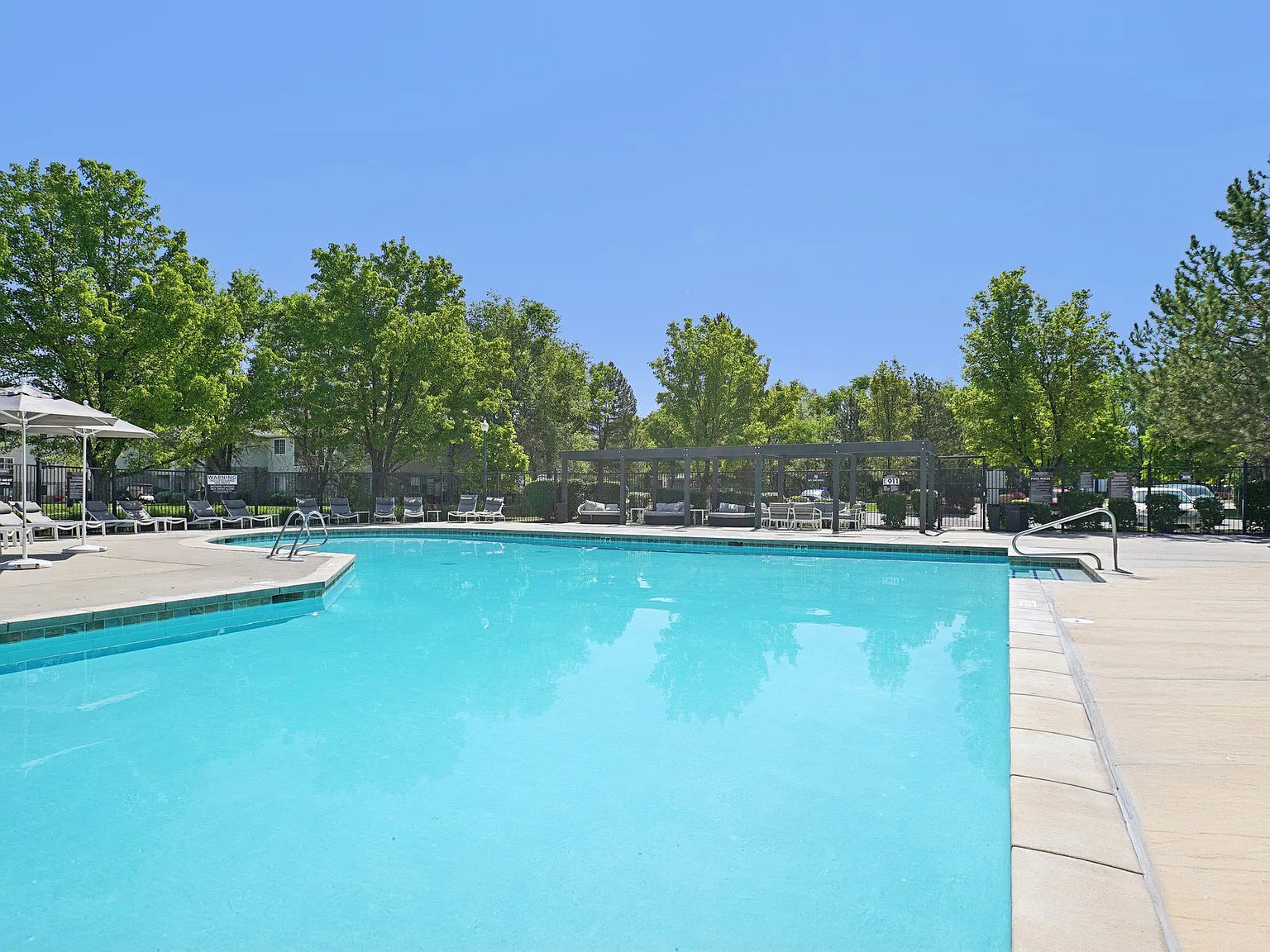 Maison's Landing Apartments — Photo 3