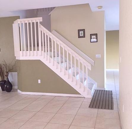 4th image of 10561 NW 51st St