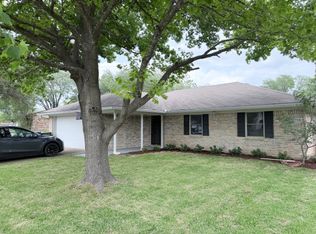 135 Marylee Dr, Hewitt, TX 76643