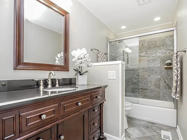 5823 Windham Dr — Photo 12