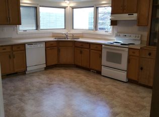 6827 Blanchard St, Wauwatosa, WI 53213