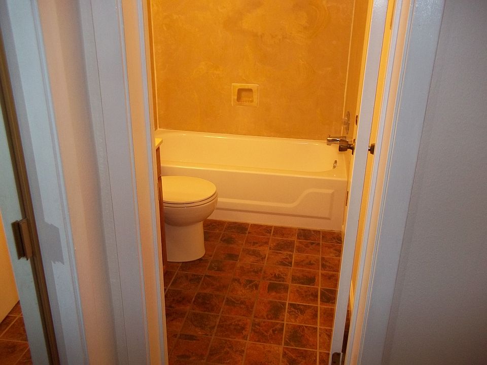 1st image of 2301 Edenborn Ave