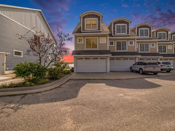 167 Joslin Cove Dr #16, Manistee, MI 49660