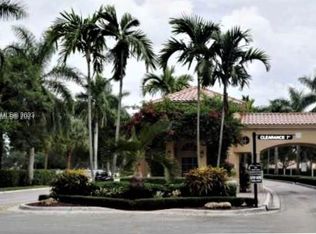 4294 Mahogany Ridge Dr, Fort Lauderdale, FL 33331