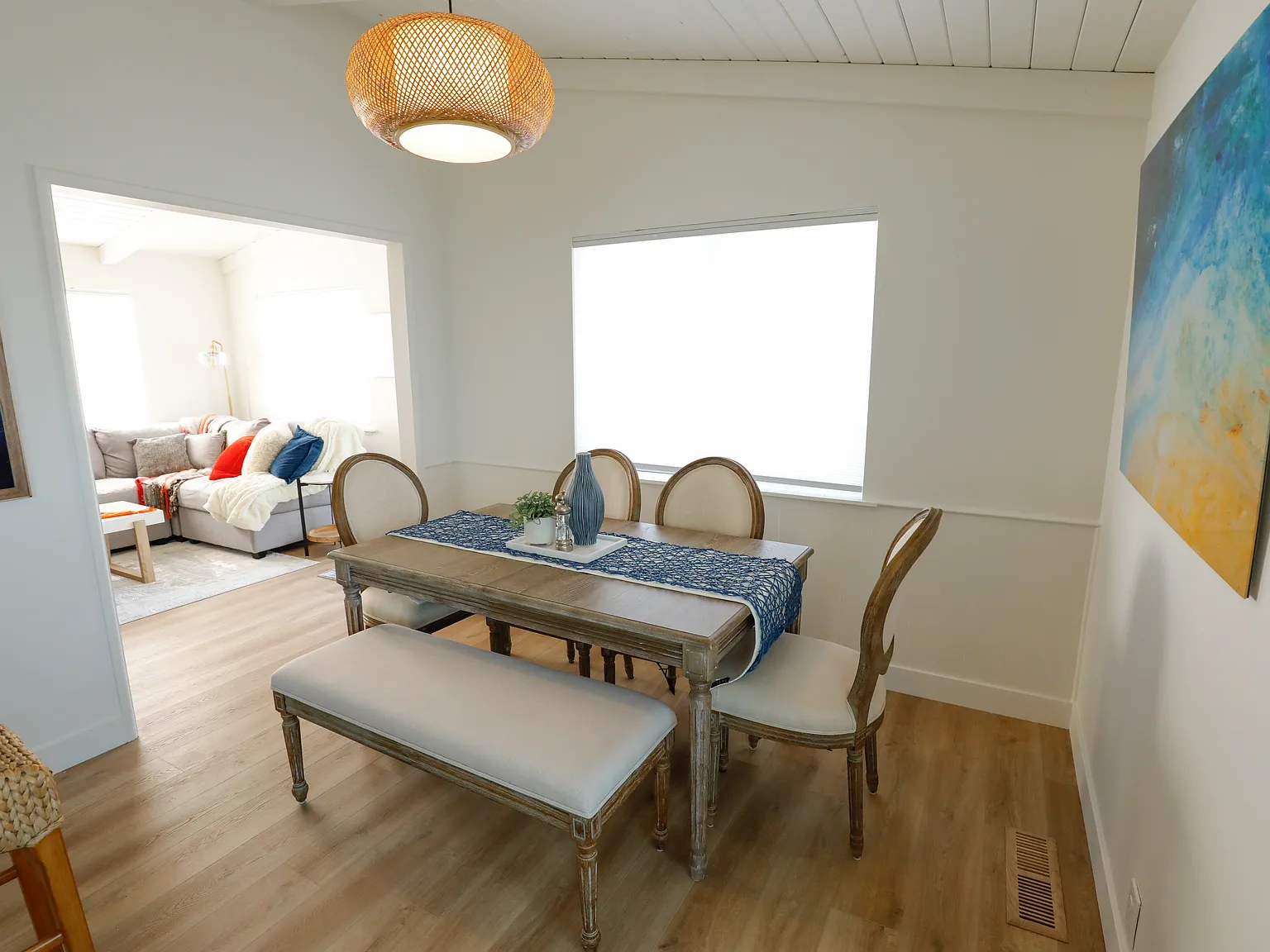 3 bed, 1400 sqft, $4,500 — Photo 3