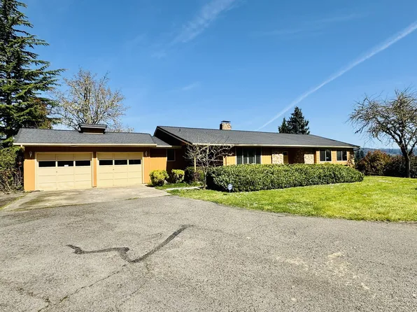 4284 Tiller Trail Hwy, Canyonville, OR 97417