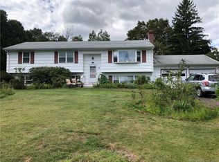 7 Forest Rd, Seymour, CT 06483