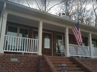 2564 Signal Point Rd, Guntersville, AL 35976