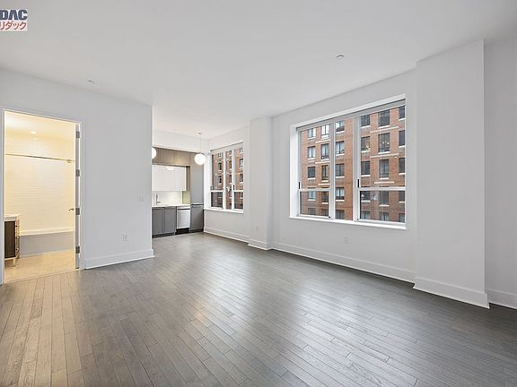3rd image of 416 W 52nd St APT 402