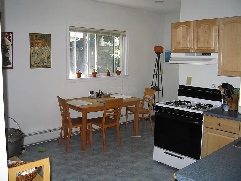 32 Spencer Ave #1 — Photo 8