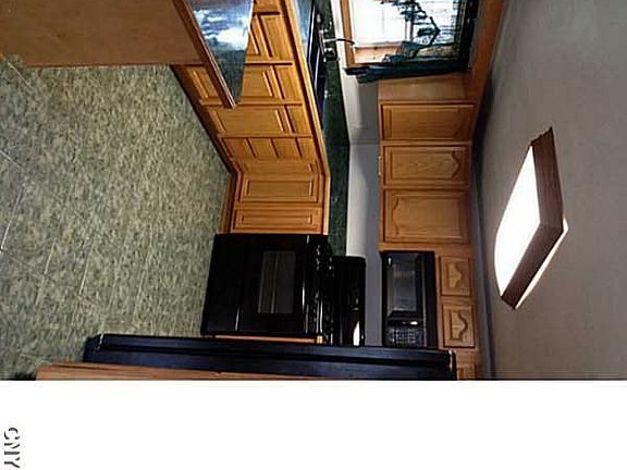 3rd image of 116 Pike St