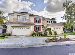 19 Hawk Crest Ct, Roseville, CA 95678