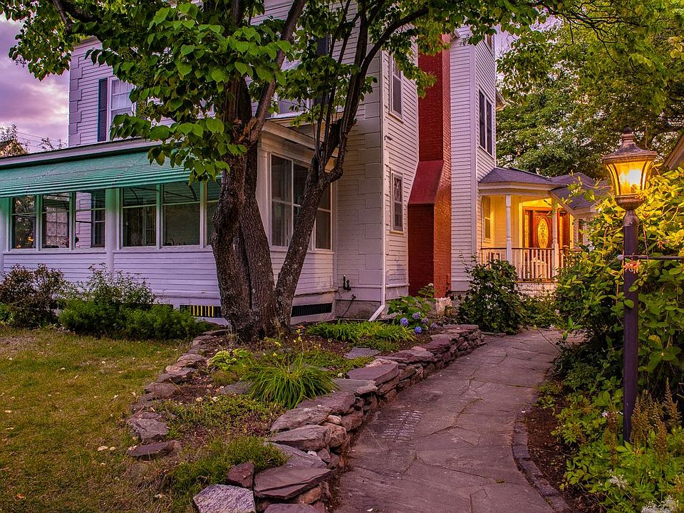 54 Main St, Gorham, NH 03581 MLS 4822497 Zillow