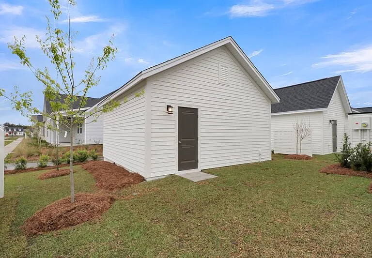 268 Symphony Ave — Photo 4