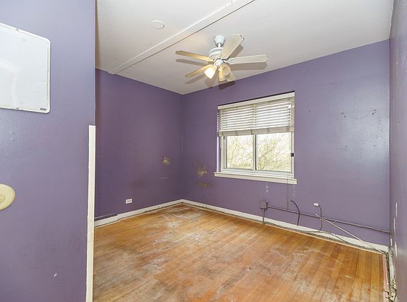 3rd image of 6107 N Mozart St
